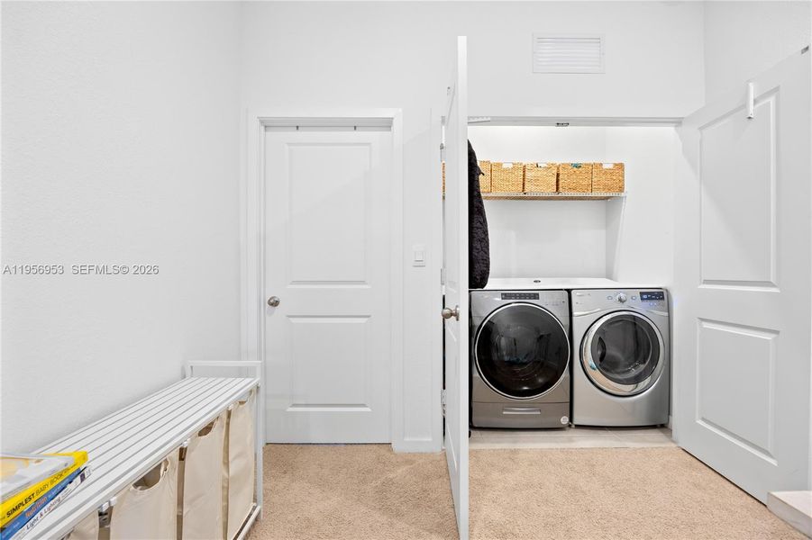 Furnished interior view inside a new home in , Pompano Beach (Image 15).