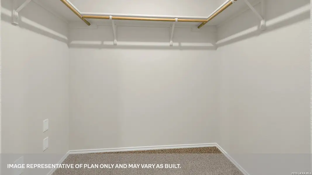 Spacious, unfurnished interior of a new home in , Luling (Image 15).