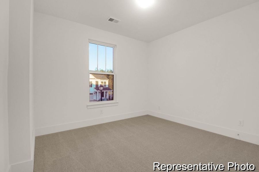 Spacious, unfurnished interior of a new home in Homecoming, Ravenel (Image 18).