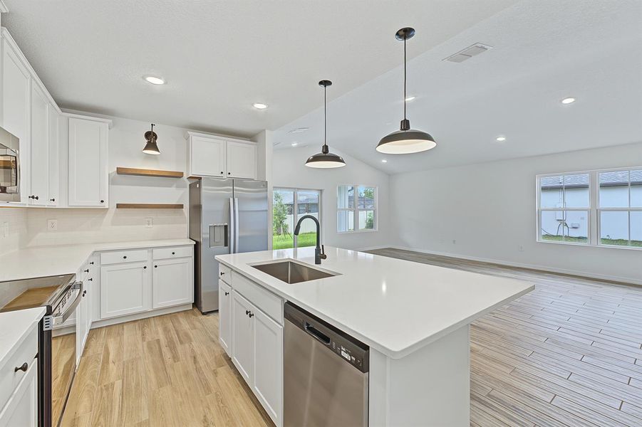 Kitchen, Great Room & Dining Area Kitchen, Great Room & Dining Area