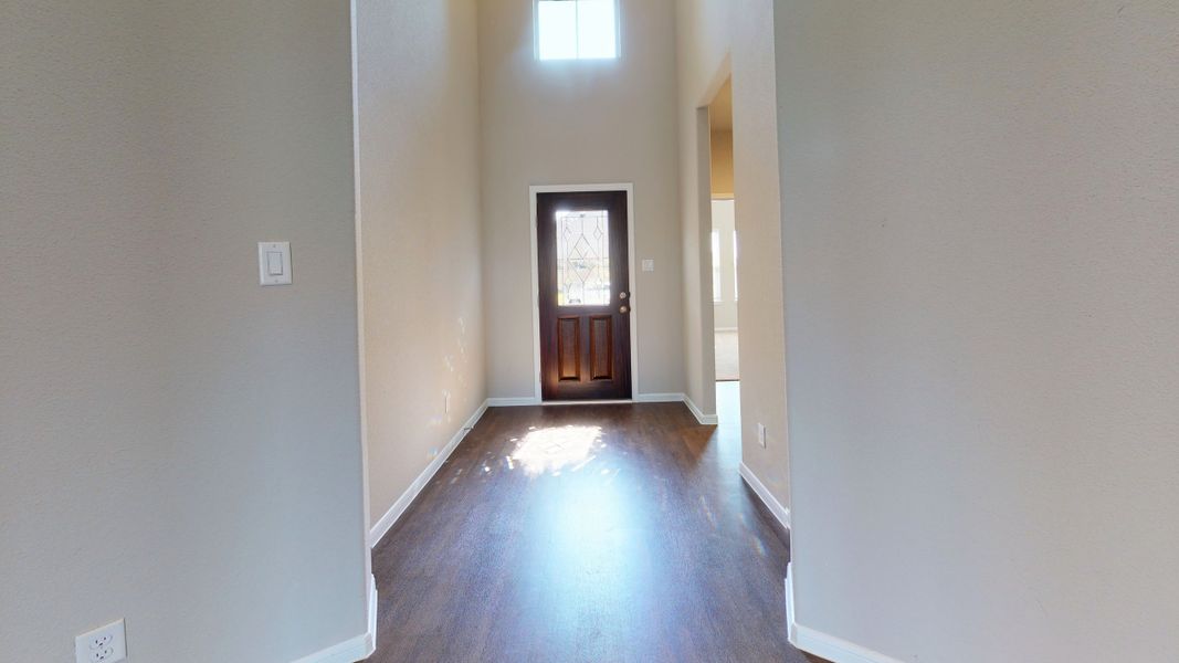 Representative unfurnished interior of a home built from the Floor Plan 3256 by Colina Homes in Grand Magnolia, Magnolia (Image 67).
