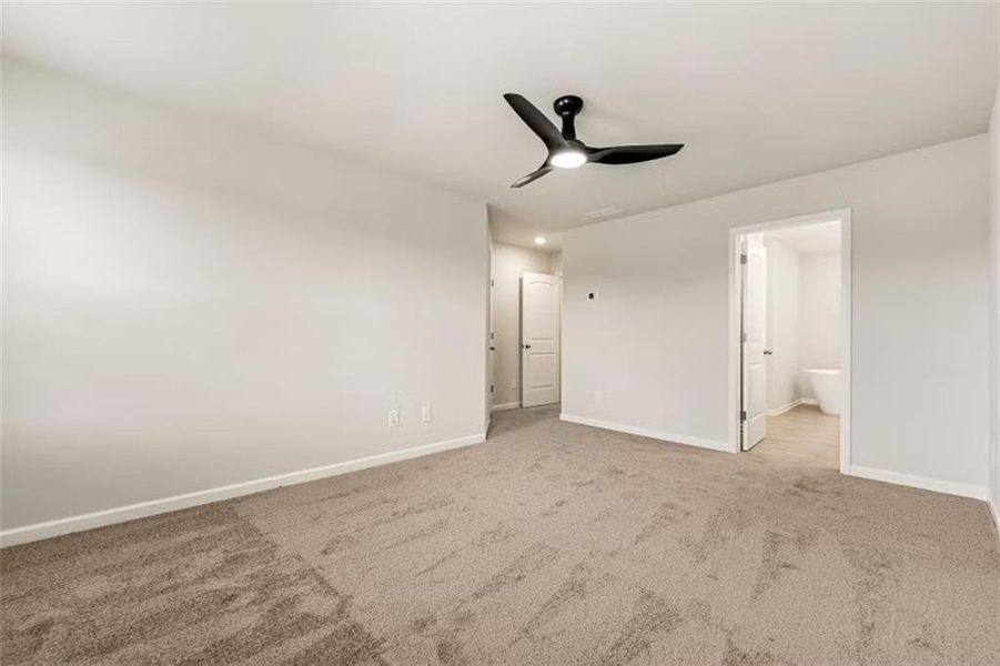Spacious, unfurnished interior of a new home in Carolina, Palmetto (Image 11). Spacious, unfurnished interior of a new home in Carolina, Palmetto (Image 11).