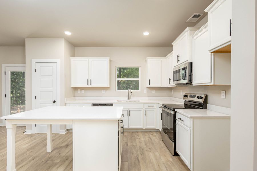 Furnished interior view inside a new home in Woodland Farms, Dickson (Image 6). Furnished interior view inside a new home in Woodland Farms, Dickson (Image 6).