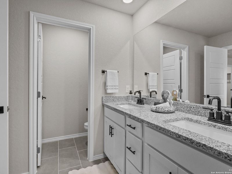 Furnished interior view inside a new home in Cedar Heights, San Antonio (Image 21). Furnished interior view inside a new home in Cedar Heights, San Antonio (Image 21).