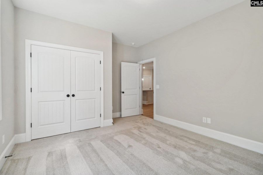 Stock Photo colors and options may be different Stock Photo colors and options may be different