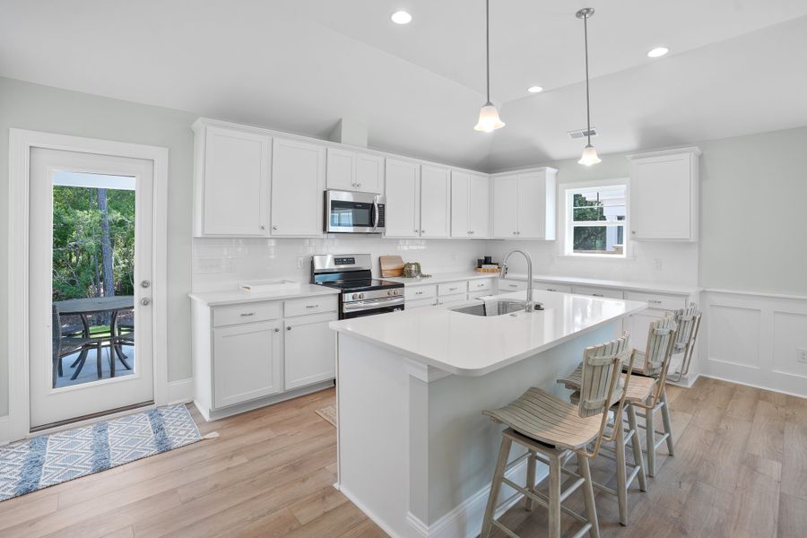 Representative furnished interior of a home built from the Shoreline by Bill Clark Homes in Osprey Landing, Southport (Image 9).