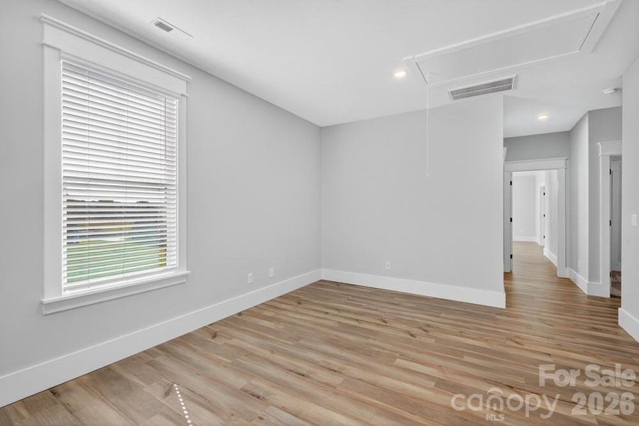 Spacious, unfurnished interior of a new home in Stoneridge Hills, Rock Hill (Image 18).