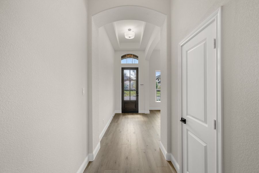 Spacious, unfurnished interior of a new home in Silo Mills, Joshua (Image 14).