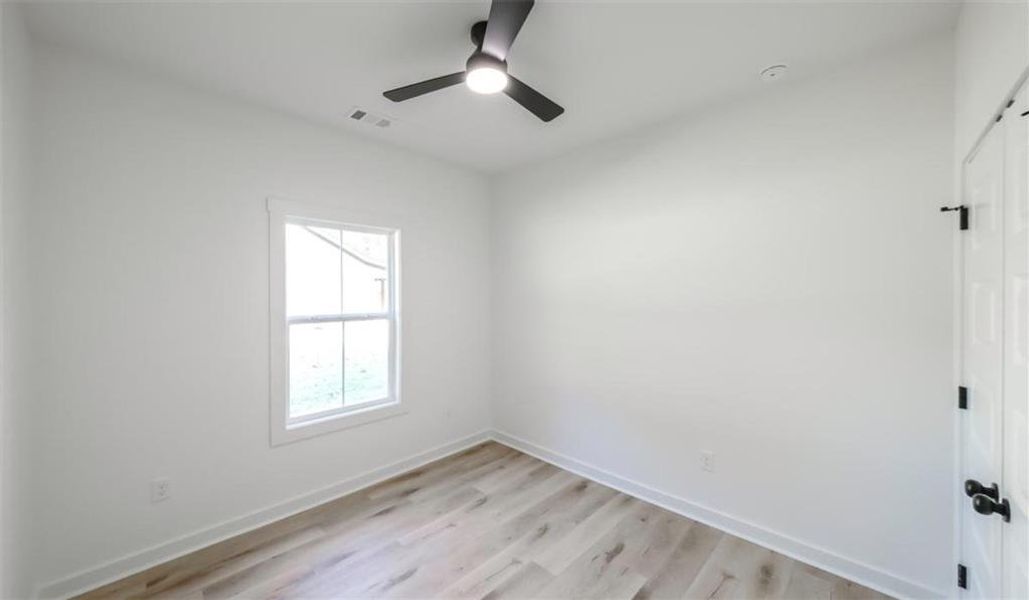 Spacious, unfurnished interior of a new home in , Bremen (Image 34).