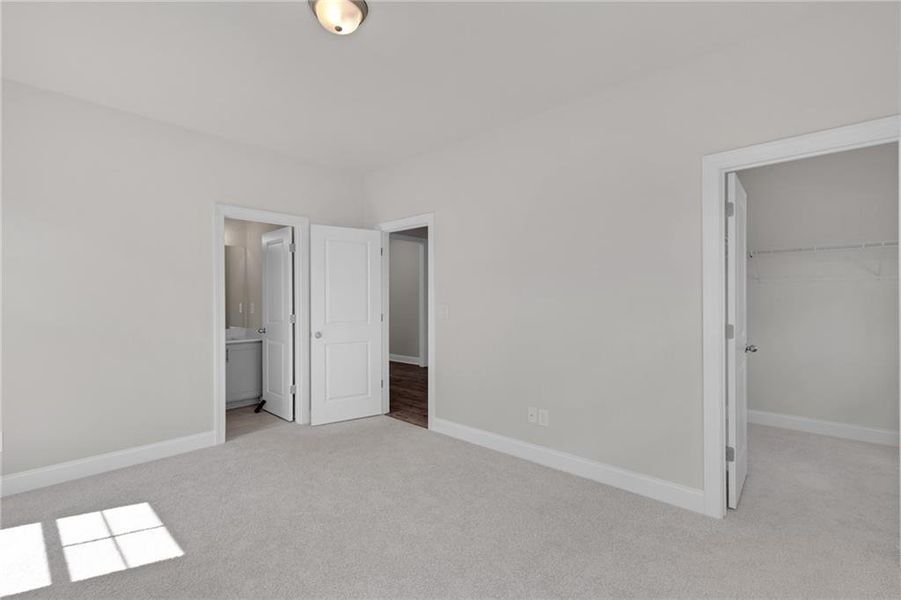 Spacious, unfurnished interior of a new home in , Buford (Image 22).