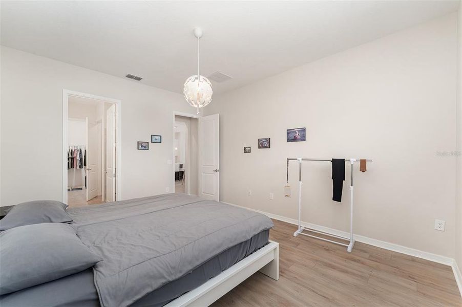 Furnished interior view inside a new home in , Kissimmee (Image 30).