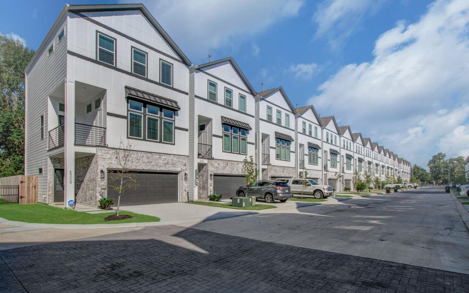 Image 15 of a home in .