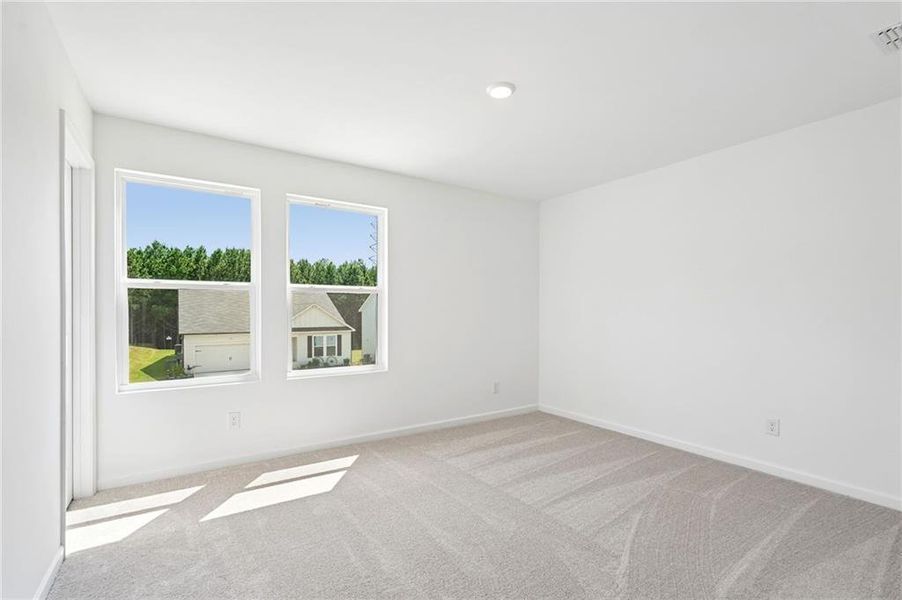 Spacious, unfurnished interior of a new home in Heritage River, Euharlee (Image 22). Spacious, unfurnished interior of a new home in Heritage River, Euharlee (Image 22).
