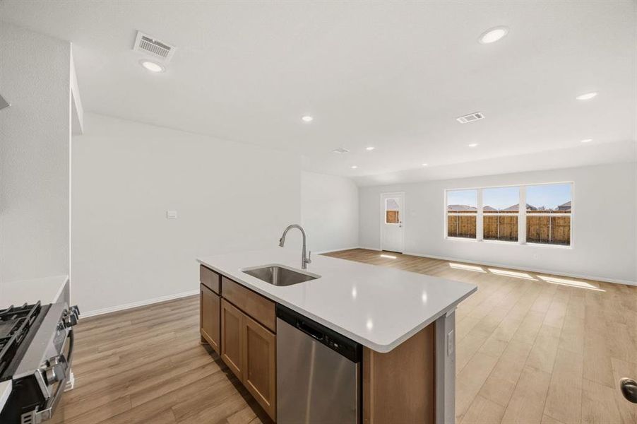 10-web-or-mls-547-frst-hvn-dr 10-web-or-mls-547-frst-hvn-dr