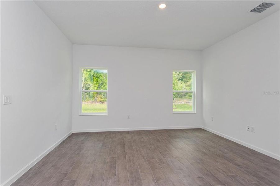 Spacious, unfurnished interior of a new home in Cypress Park Estates, Haines City (Image 12). Spacious, unfurnished interior of a new home in Cypress Park Estates, Haines City (Image 12).