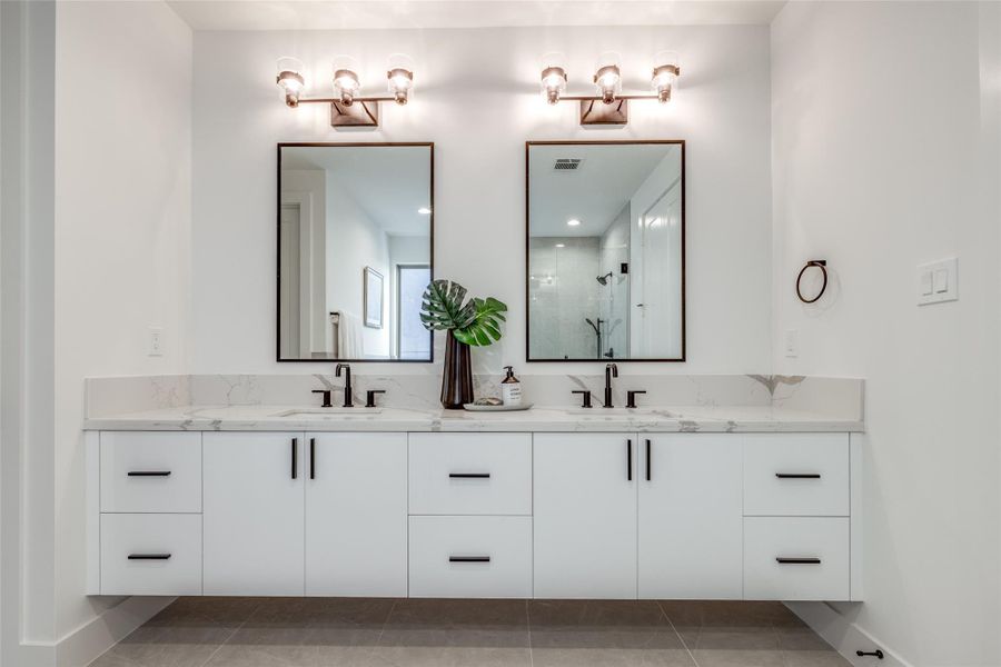 Furnished interior view inside a new home in , Houston (Image 28). Furnished interior view inside a new home in , Houston (Image 28).