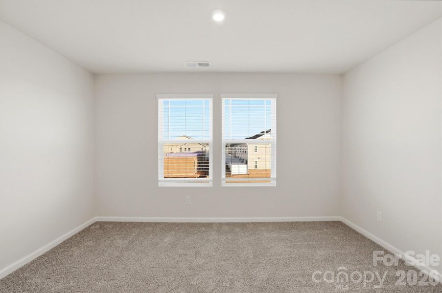 For representation purposes of floorplan only, actual homesite is under construction and design and structural options may vary