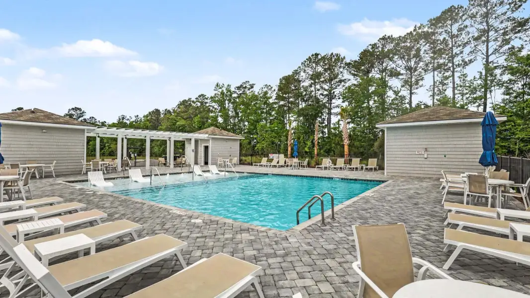 Community amenities in Cottonwood Place, Tabor City (Image 18). Community amenities in Cottonwood Place, Tabor City (Image 18).