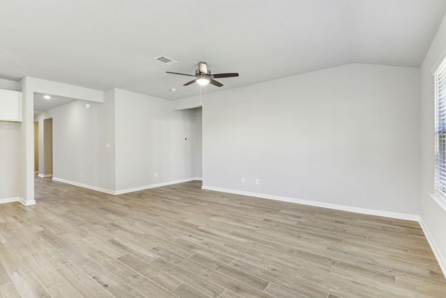 Photo is not of the actual home but is an inspirational photo of builder’s model home and may depict options, furnishings, and/or decorator features that are not included.