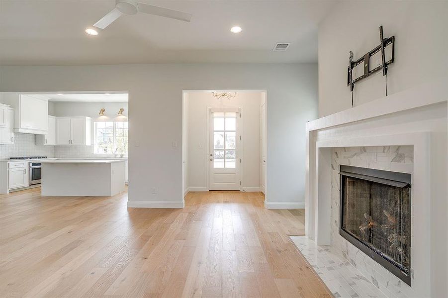 Spacious, unfurnished interior of a new home in Walsh, Fort Worth (Image 29). Spacious, unfurnished interior of a new home in Walsh, Fort Worth (Image 29).