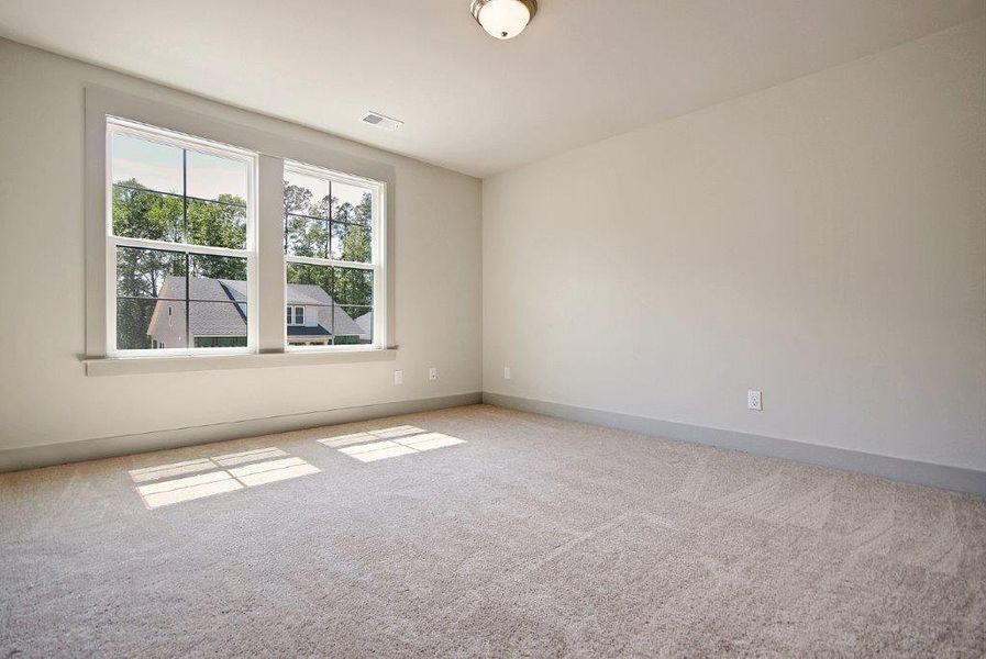 Spacious, unfurnished interior of a new home in Creek Pointe, Moncks Corner (Image 25).