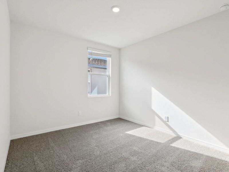 Spacious, unfurnished interior of a new home in Fox Pointe at Rivers Edge, Leesburg (Image 12). Spacious, unfurnished interior of a new home in Fox Pointe at Rivers Edge, Leesburg (Image 12).