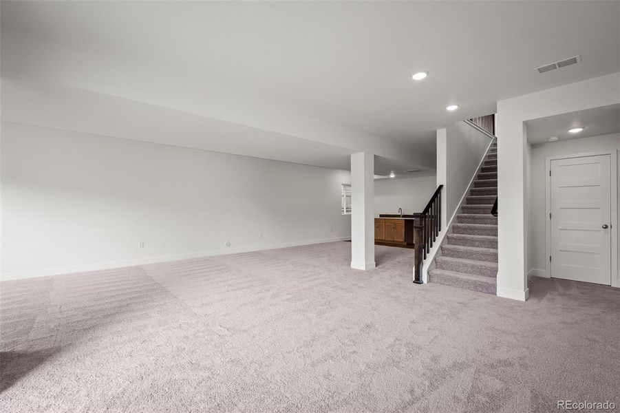 Spacious, unfurnished interior of a new home in Cloverleaf - Pinnacle Collection, Monument (Image 29).