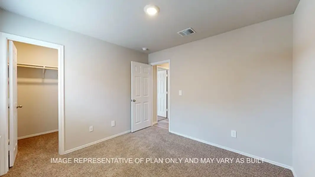 Representative unfurnished interior of a home built from the Fargo by D.R. Horton in Wildwood Estates, Nolanville (Image 19).
