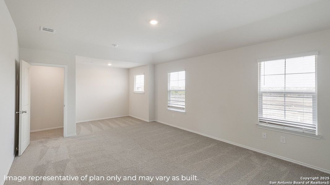 Spacious, unfurnished interior of a new home in Redbird Ranch, San Antonio (Image 13). Spacious, unfurnished interior of a new home in Redbird Ranch, San Antonio (Image 13).