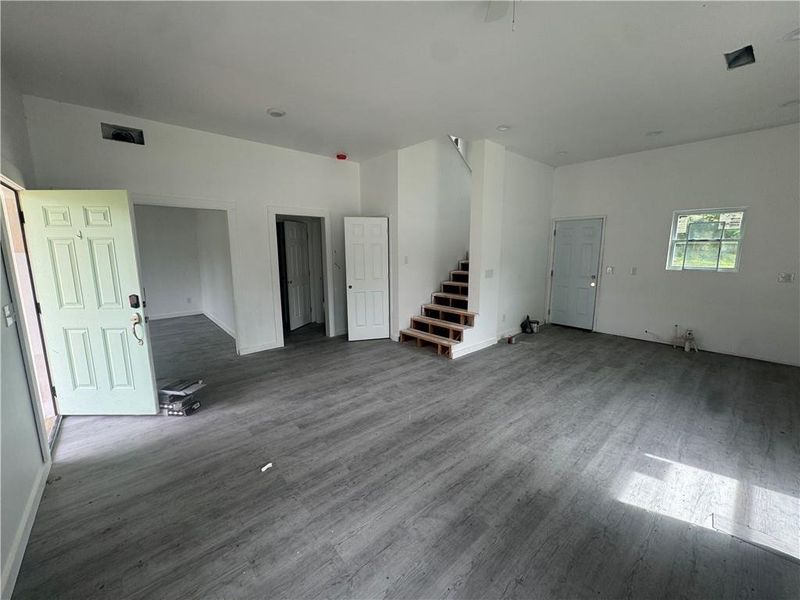 Spacious, unfurnished interior of a new home in , Lithonia (Image 9).