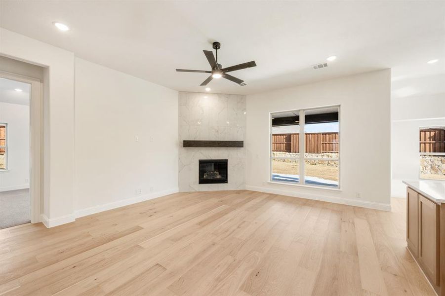 Spacious, unfurnished interior of a new home in Windsong Ranch, Prosper (Image 36).