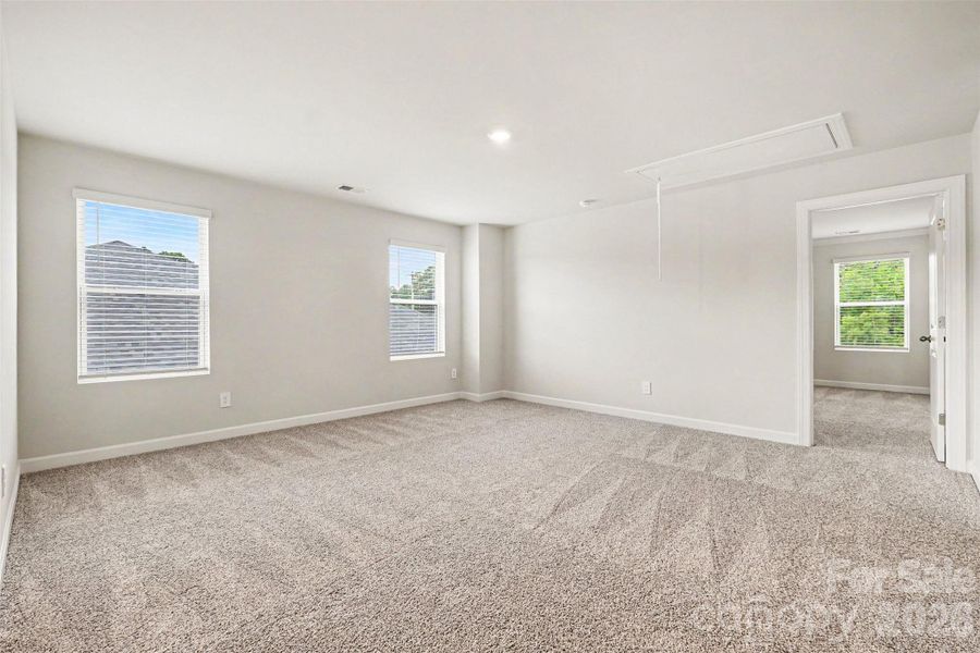 Spacious, unfurnished interior of a new home in Shepherds Landing, Mooresville (Image 21).