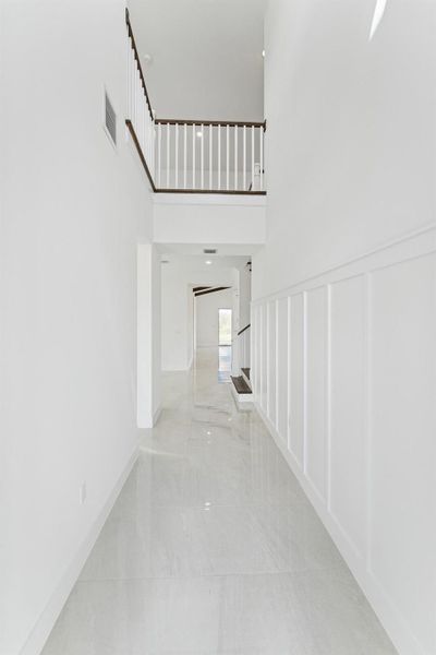 Spacious, unfurnished interior of a new home in , Stuart (Image 25).