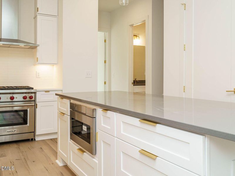 021-1280x960-kitchen