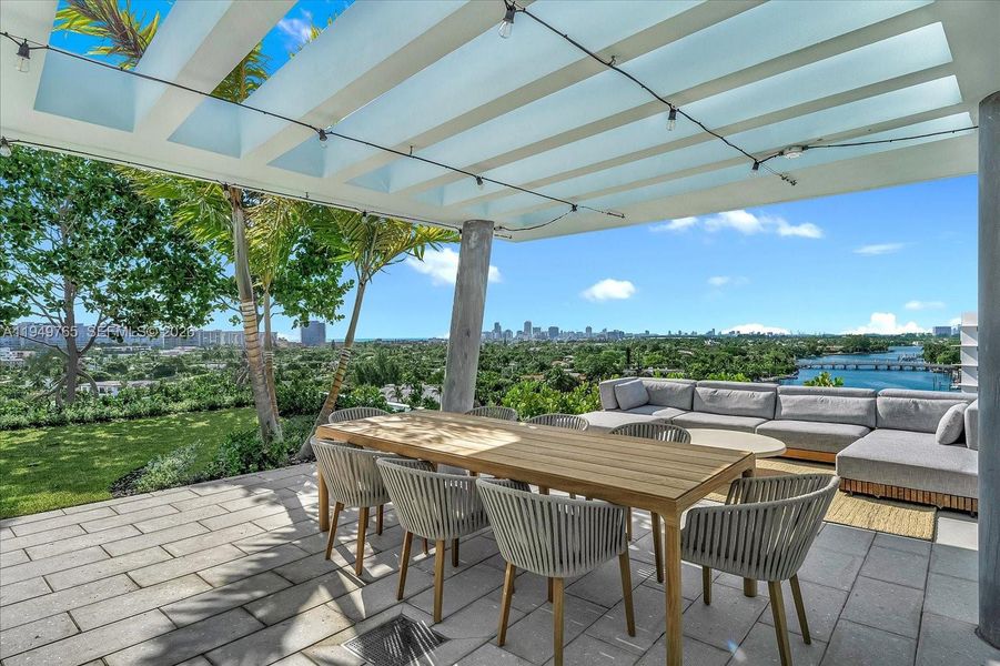 Community amenities in , Bay Harbor Islands (Image 41).