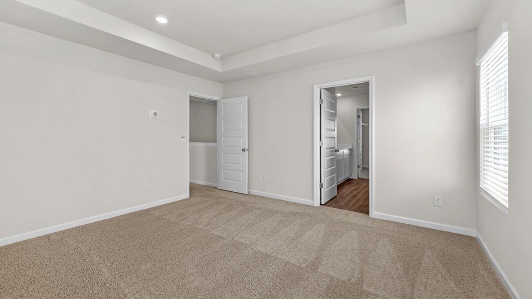 Representative unfurnished interior of a home built from the Edmon by D.R. Horton in Poplar Preserve, Newnan (Image 22).