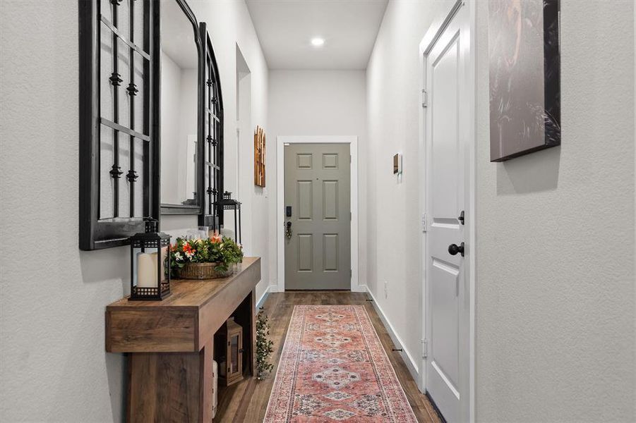 Furnished interior view inside a new home in Trail Creek, Cleburne (Image 5).