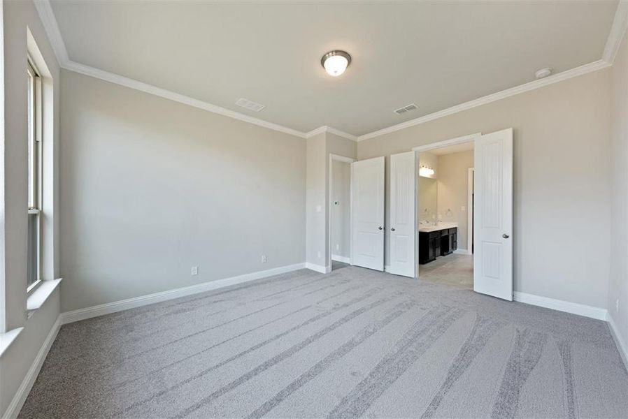 Image 17 of a home in Sunterra.