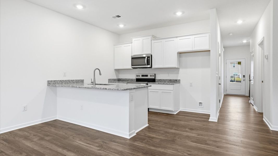 Furnished interior view inside a new home in Cherokee Crossing, Kodak (Image 4).