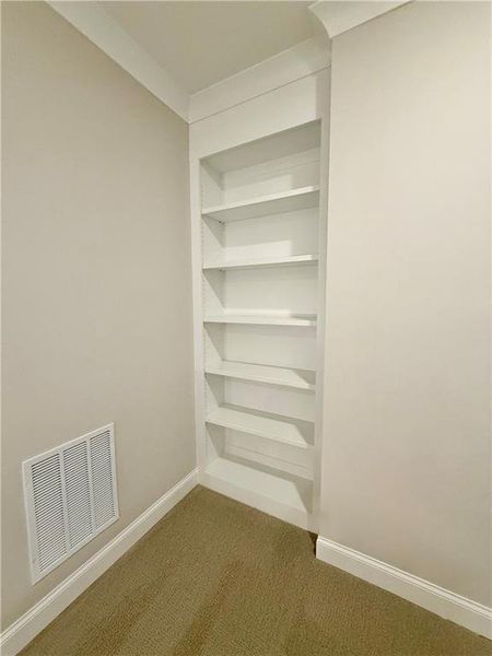 Spacious, unfurnished interior of a new home in , Waleska (Image 21).