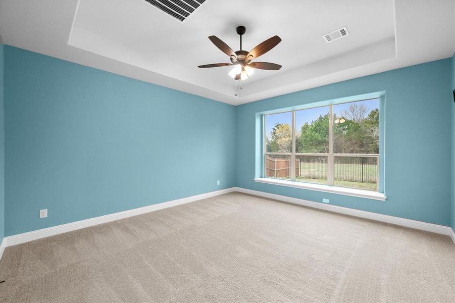 Spacious, unfurnished interior of a new home in Massey Meadows, Midlothian (Image 19).