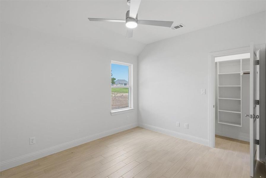 Spacious, unfurnished interior of a new home in , Weatherford (Image 18). Spacious, unfurnished interior of a new home in , Weatherford (Image 18).