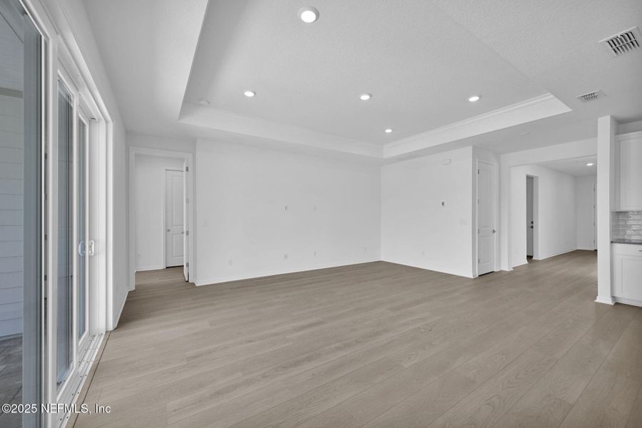 Spacious, unfurnished interior of a new home in Del Webb Saint Johns, St. Johns (Image 15).