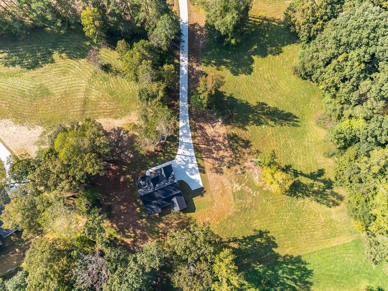 Image 49 of a home in LOVVORN ESTATES.