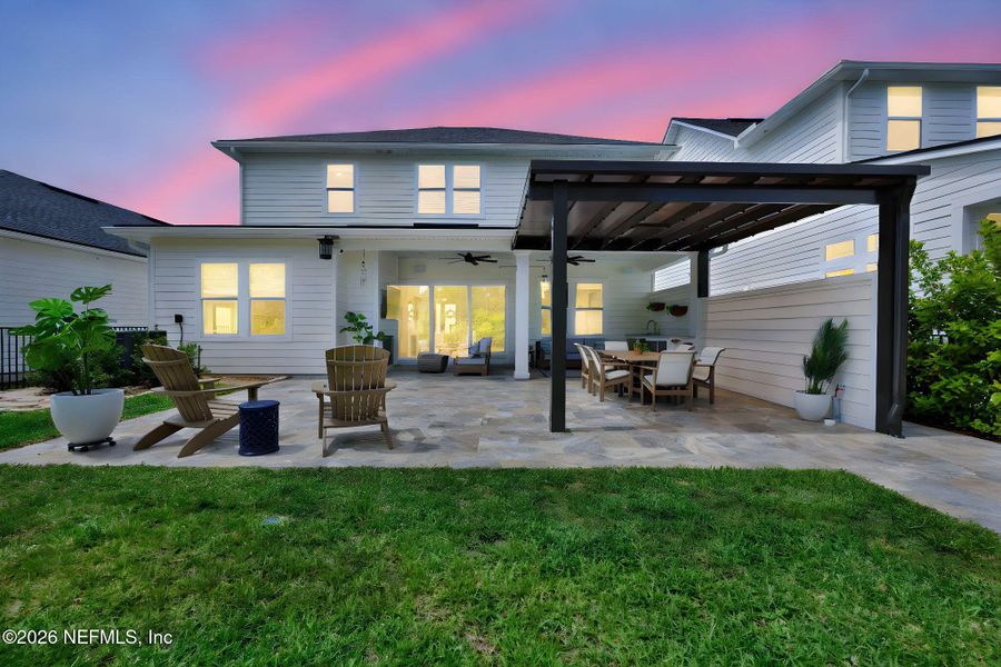 Exterior details and patio area of a home in , Ponte Vedra (Image 30).