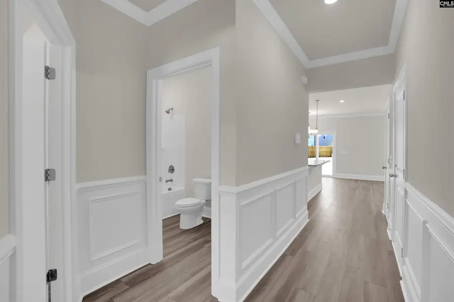 Spacious, unfurnished interior of a new home in Boykin Hills, Chapin (Image 10).