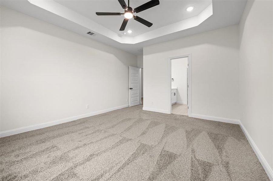 Spacious, unfurnished interior of a new home in , Greenville (Image 20). Spacious, unfurnished interior of a new home in , Greenville (Image 20).