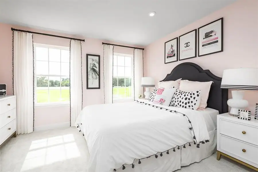 Representative furnished interior of a home built from the Lynn Haven by Ryan Homes in Copperleaf, Ocala (Image 21).