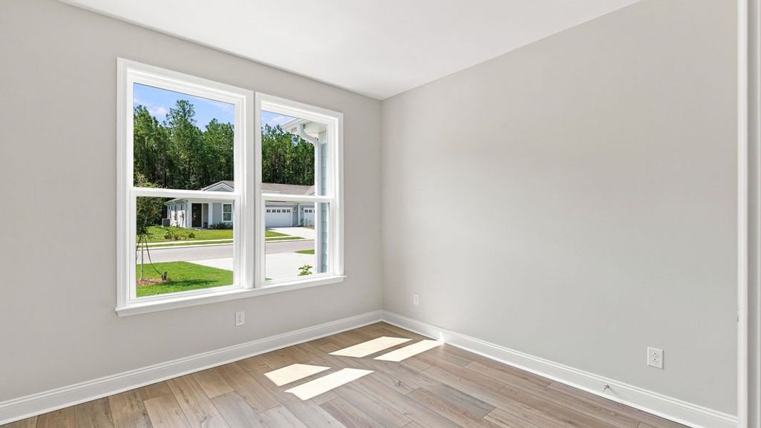 Spacious, unfurnished interior of a new home in Sun City Hilton Head, Bluffton (Image 31).