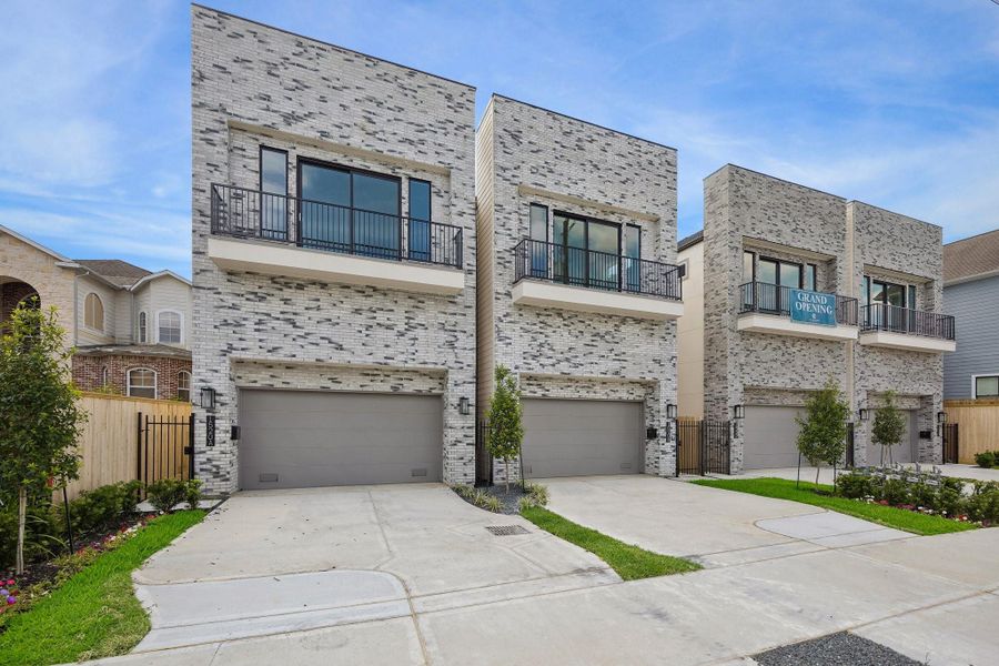 Front exterior of a new home in West 21st Residences, Houston, TX, highlighting curb appeal (Image 25).
